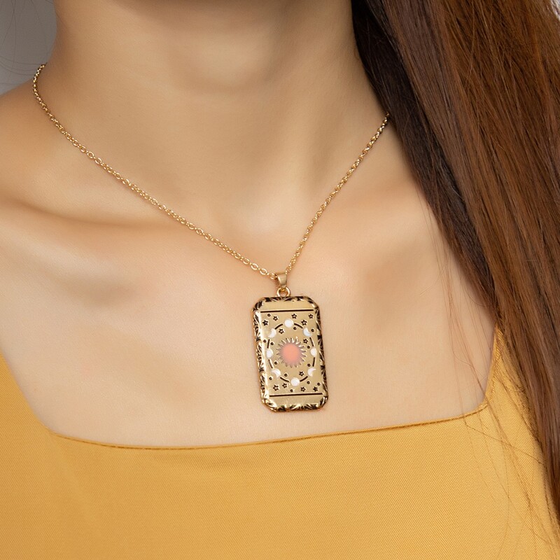 

Geo Pendant Chain Necklace, Gold