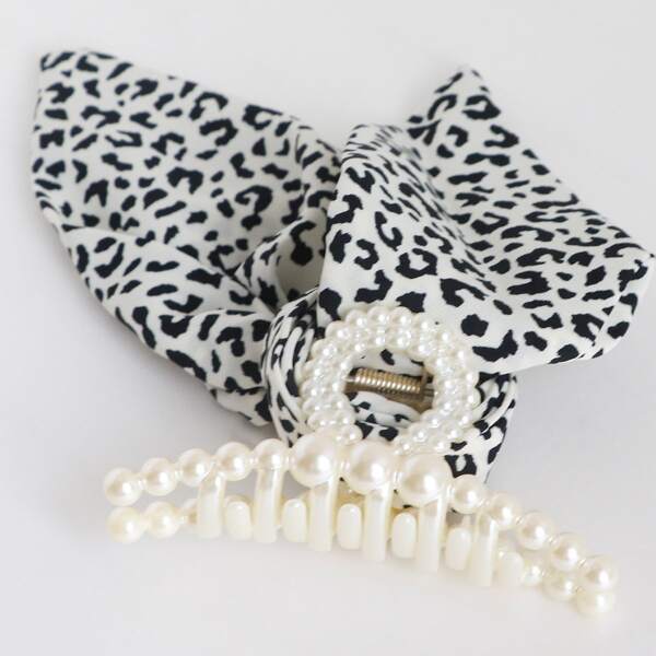 

Animal Print Ribbon Hair Claw, Grey