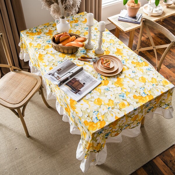 

Flower Print Tablecloth, Multicolor