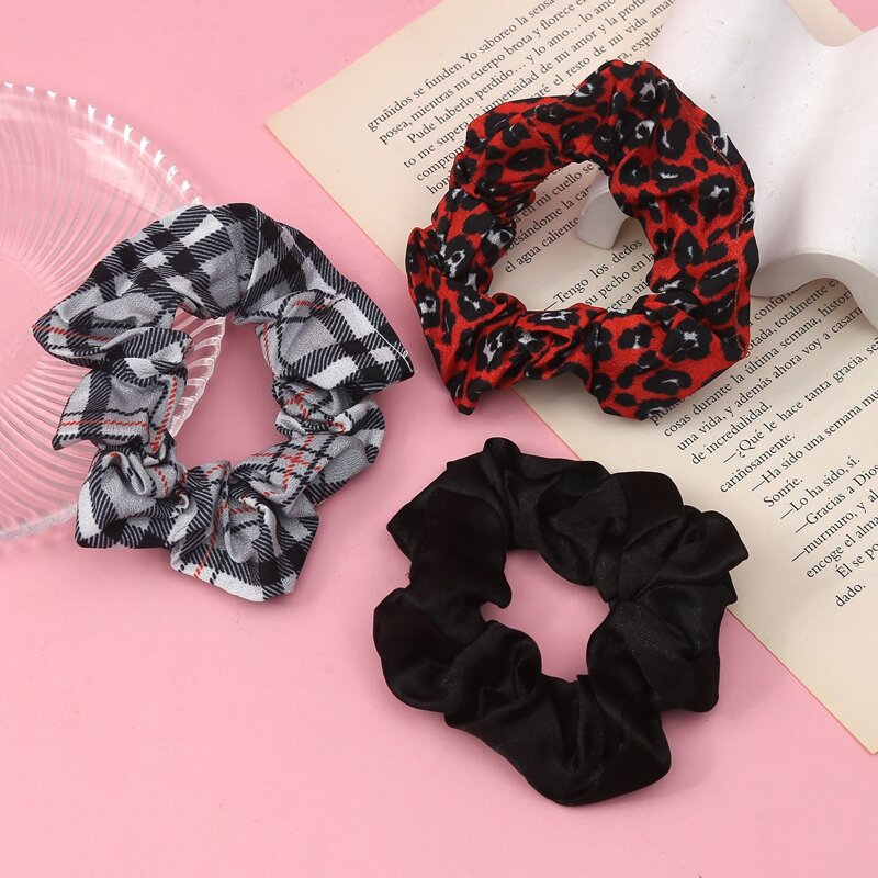 

3pcs Graphic Scrunchie, Multicolor