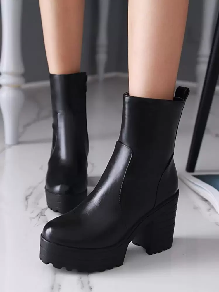 Botas clásicas gruesas minimalistas de otoño/invierno, ideales para usar con pantalones. Botas de moda negras para mujeres que combinan con leggings. Botas para mujeres. Tacones de plataforma para mujeres - Negro - Añade 3