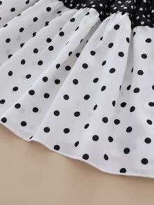 嬰兒波卡圓點撞色打褶肩上打結吊帶洋裝 - 黑與白 - 查看 3