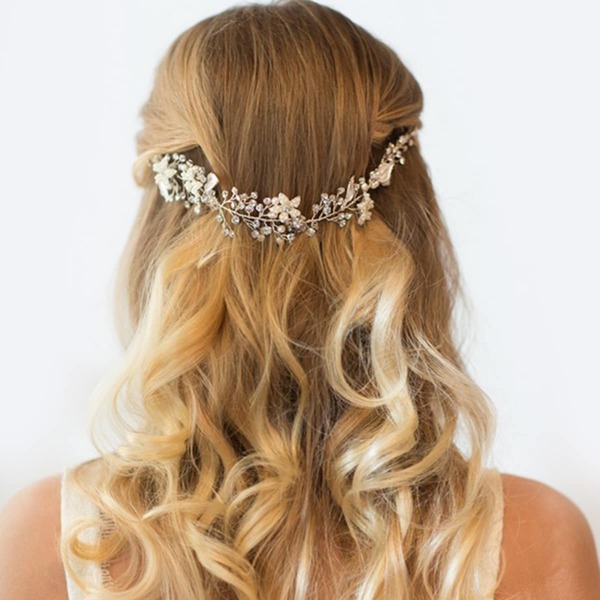 

Flower & Leaf Decor Wedding Hair Band, White
