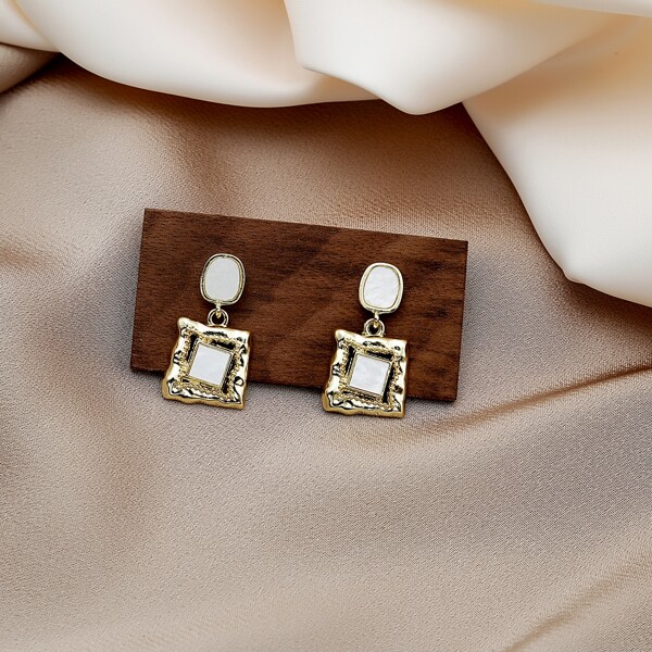 

Geometric Drop Earrings, White