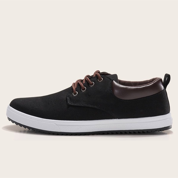 

Men Minimalist Canvas Skate Shoes, Black