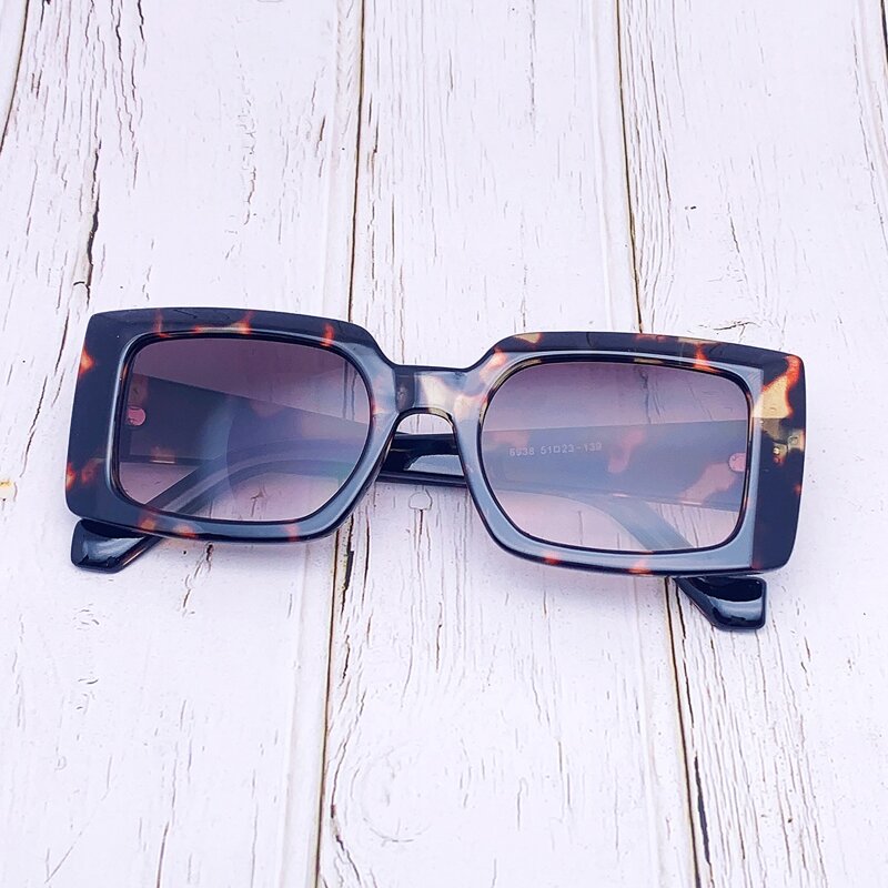 

Square Frame Sunglasses