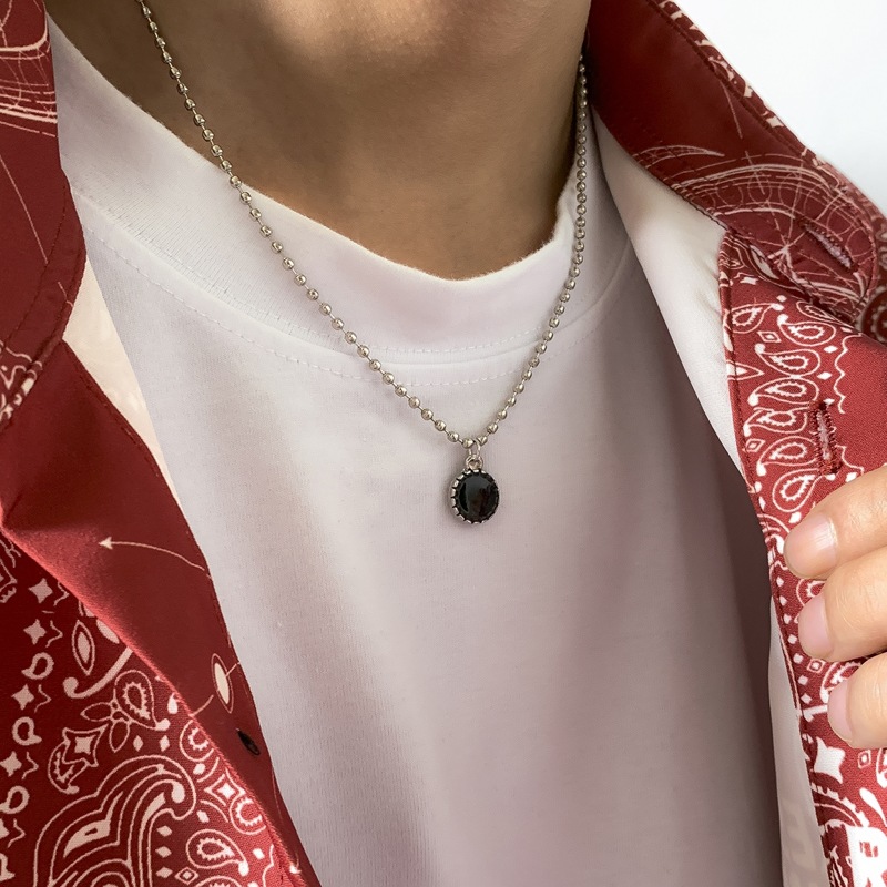 

Guys Geo Pendant Chain Necklace, Silver