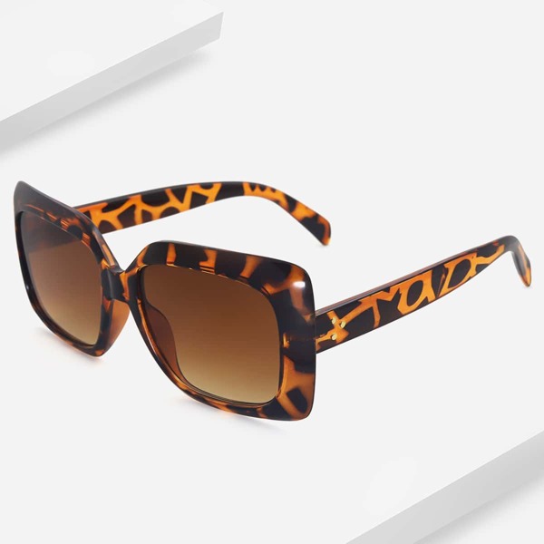

Tortoiseshell Frame Sunglasses