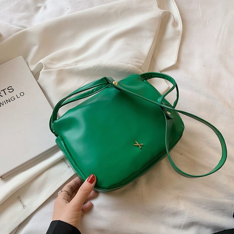 

Minimalist Crossbody Bag, Green