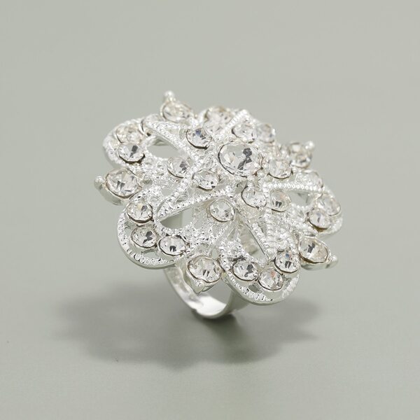 

Rhinestone & Star Decor Ring, Silver