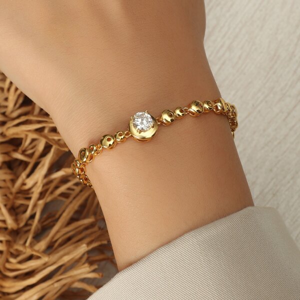 

Round Zircon Detail Bracelet, Gold