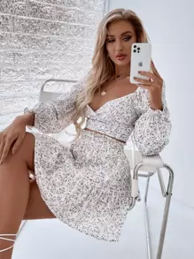 SHEIN Holidaya 小碎花雞心領口荷葉袖上衣和荷葉邊半身裙