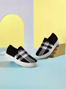 Cuccoo Everyday Collection 小男童雙色格子圖案一腳蹬運動鞋