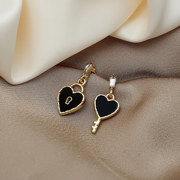 

Heart Lock & Key Drop Earrings, Black