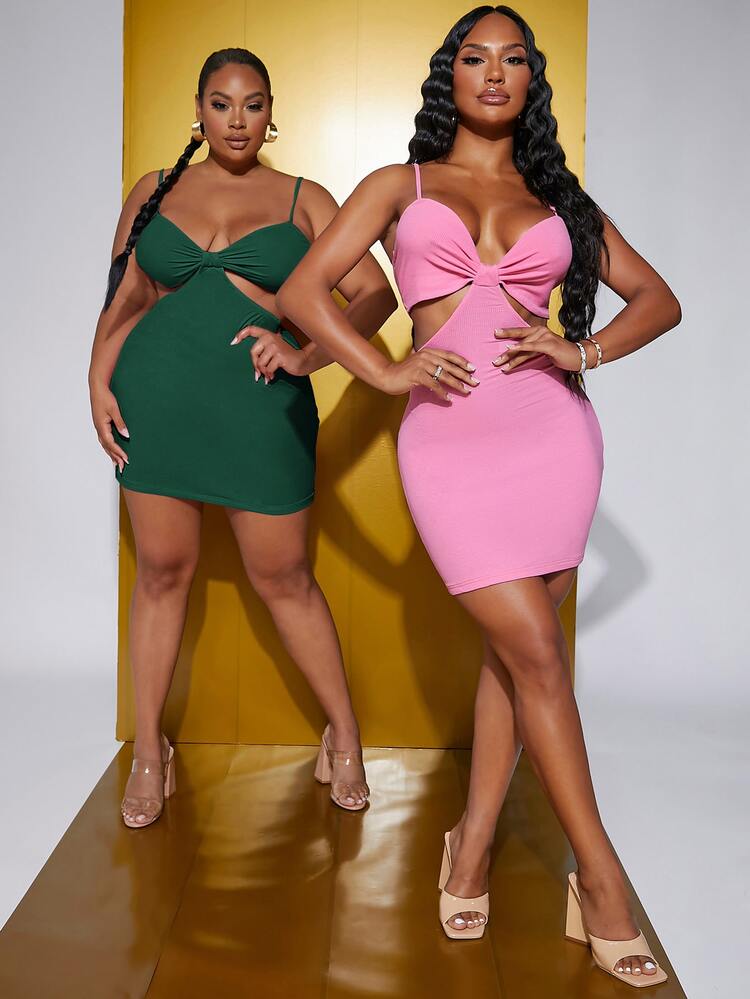 SHEIN SXY Plus 1pc Solid Cut Out Bodycon Dress