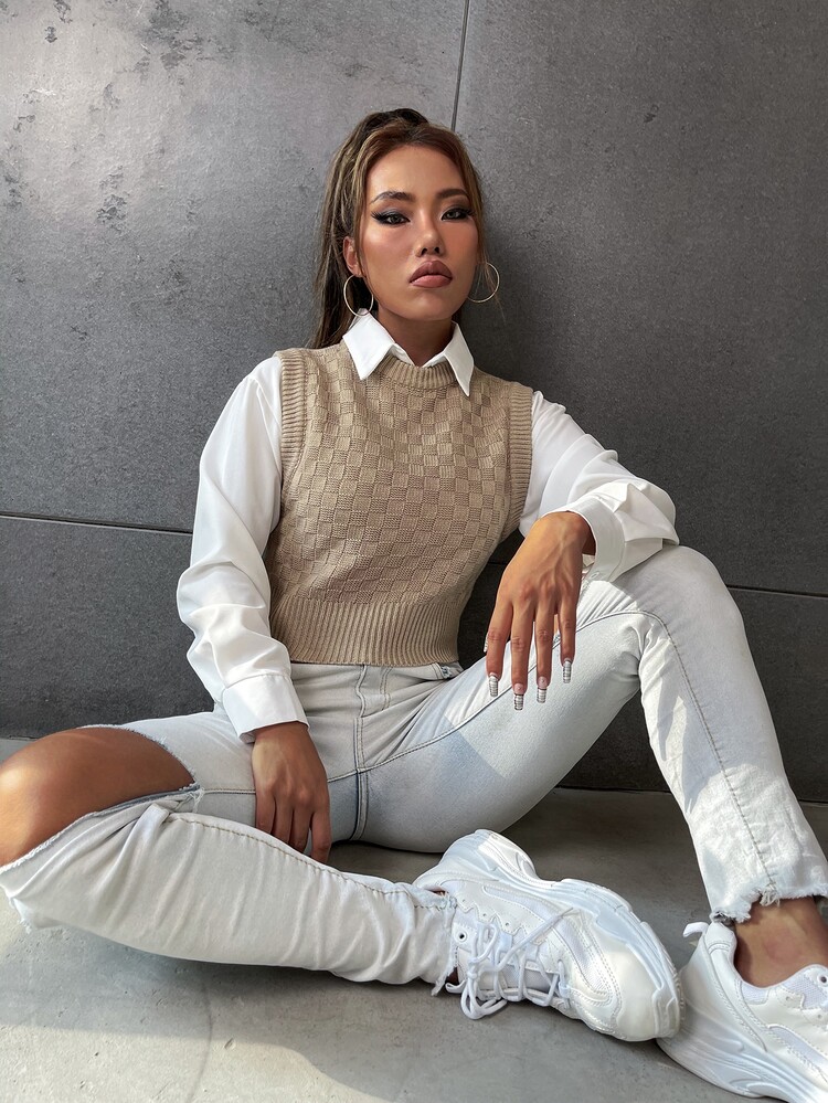 Chiquease Crop Strickweste mit Karo Muster ohne Bluse - Khaki - Übersicht 5