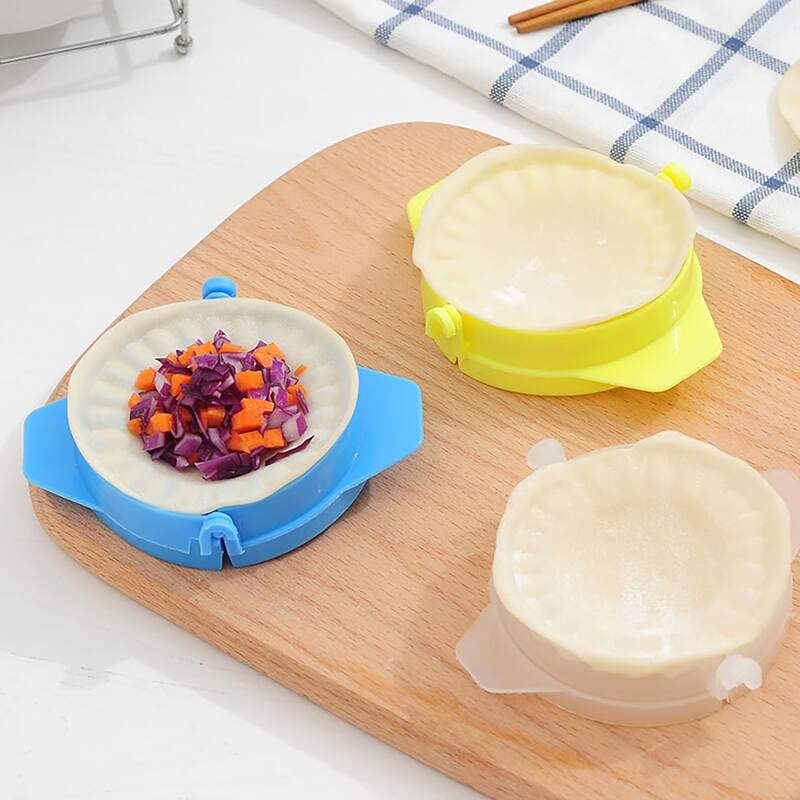 

1pc Random Color Dumpling Mold, Multicolor