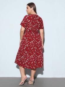Calvaya Plus Allover Floral Print A-line Dress - Red - View 2