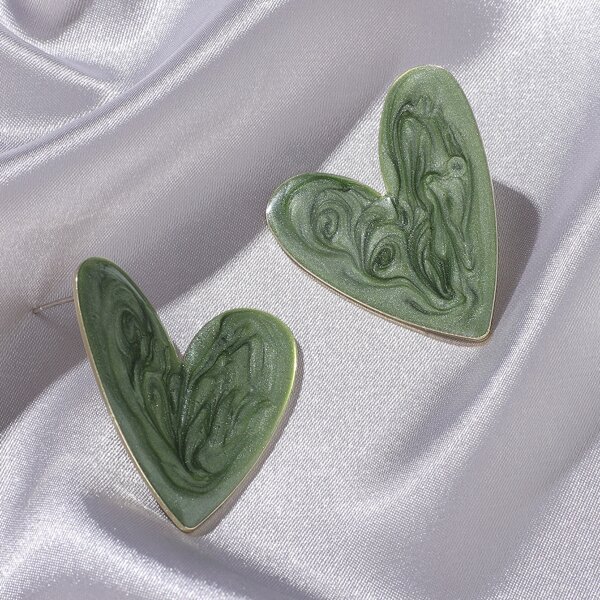 

Heart Decor Stud Earrings, Green