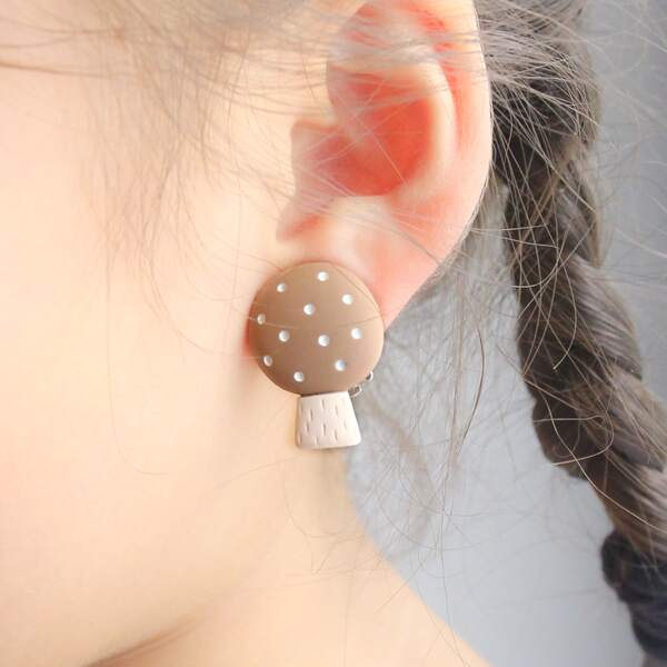 

2pcs Toddler Girls Mushroom Decor Ear Cuff, Brown