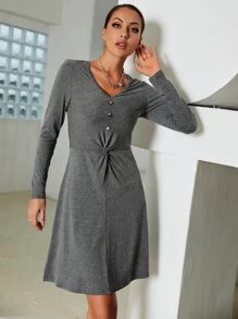 SHEIN Essnce 雜色針織單排釦前扭結洋裝 - 灰色 - 查看 1