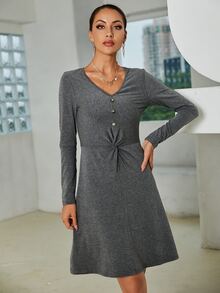 SHEIN Essnce 雜色針織單排釦前扭結洋裝 - 灰色 - 查看 4