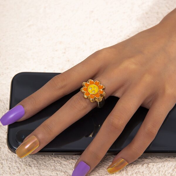 

Flower Decor Cuff Ring, Orange