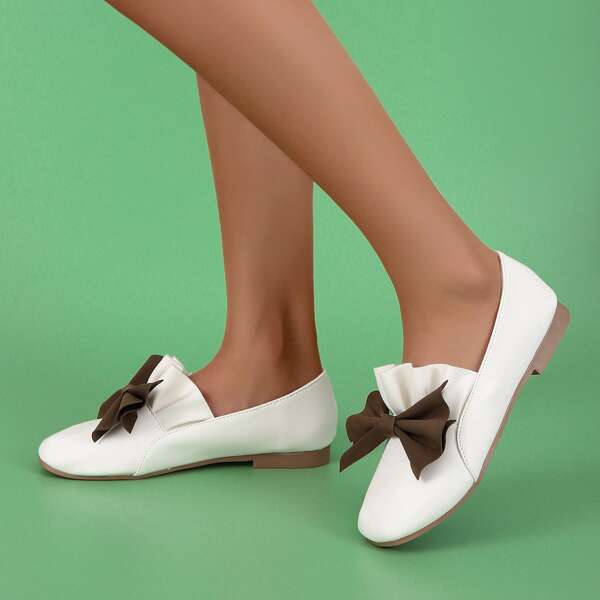 

Bow Decor Ruched Design Flats, White
