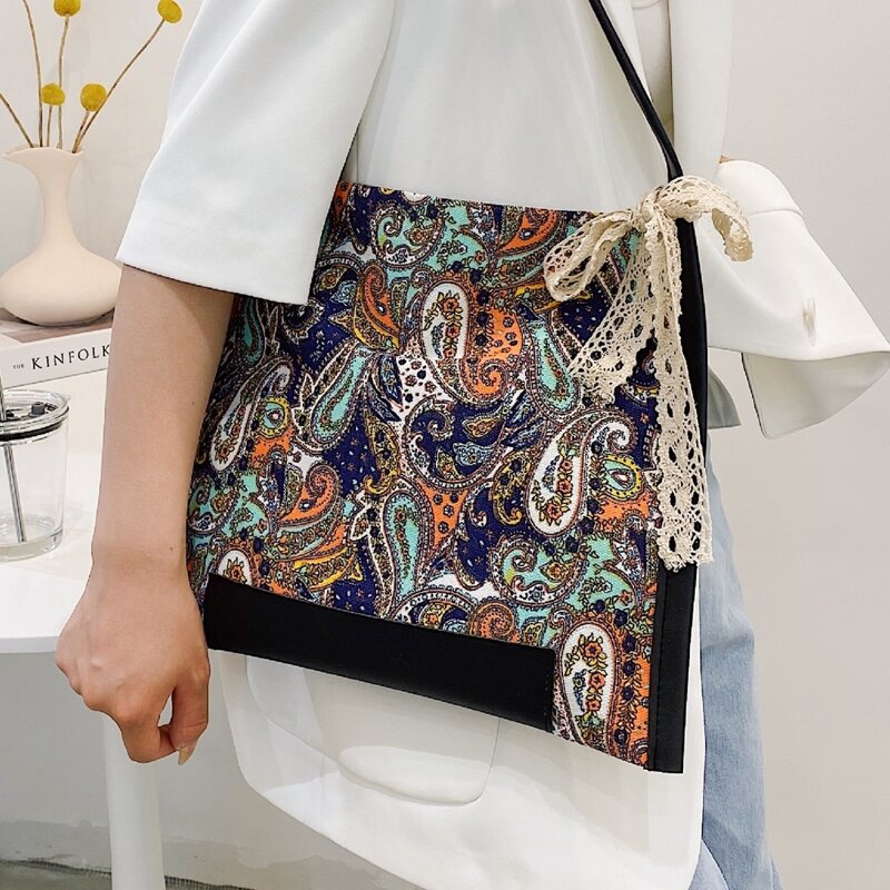 

Lace Bow Decor Paisley Pattern Shoulder Bag, Multicolor