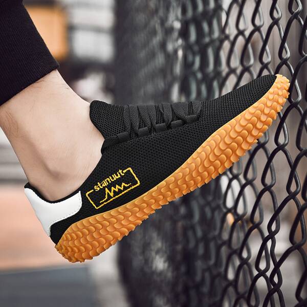 

Men Letter Graphic Lace-up Front Sneakers, Black