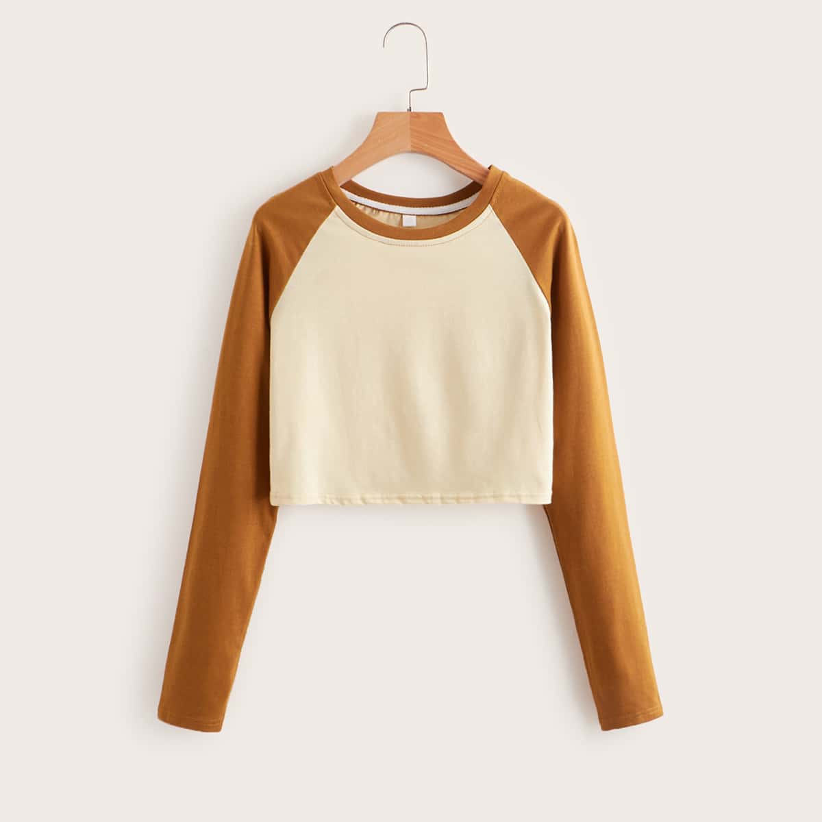 

Colorblock Crop Baseball Tee, Multicolor