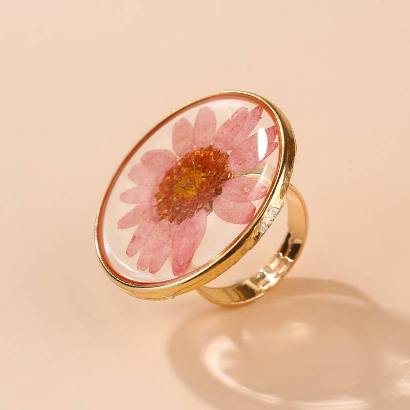 

Floral Decor Ring, Gold