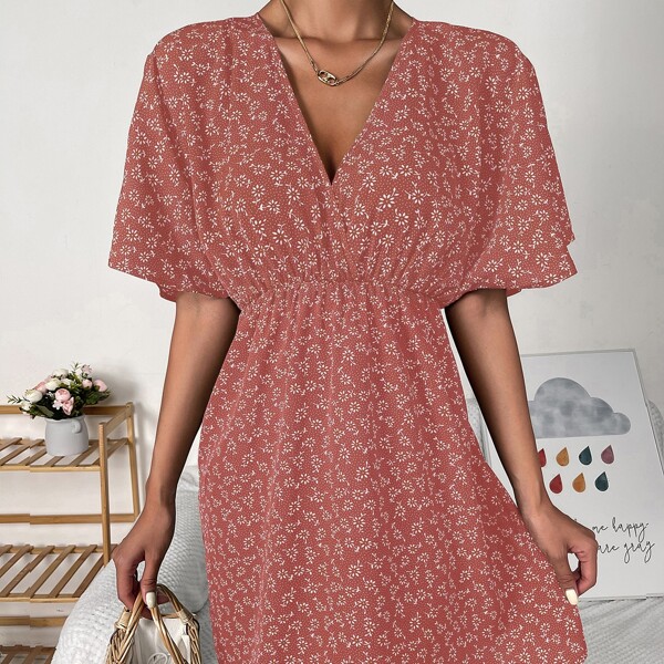 

Ditsy Floral Batwing Sleeve Dress, Red