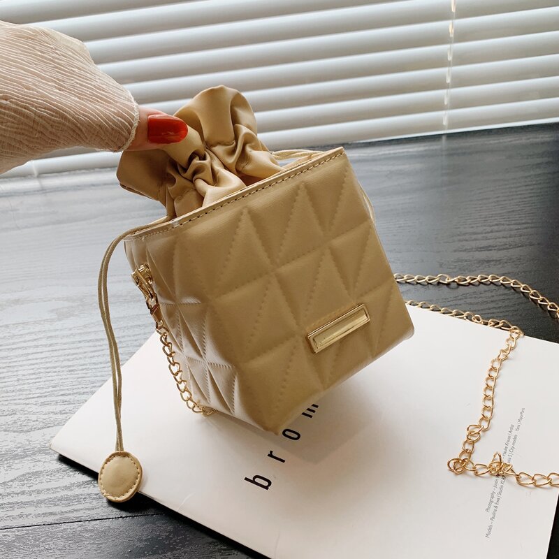 

Drawstring Quilted Chain Strap Box Bag, Khaki