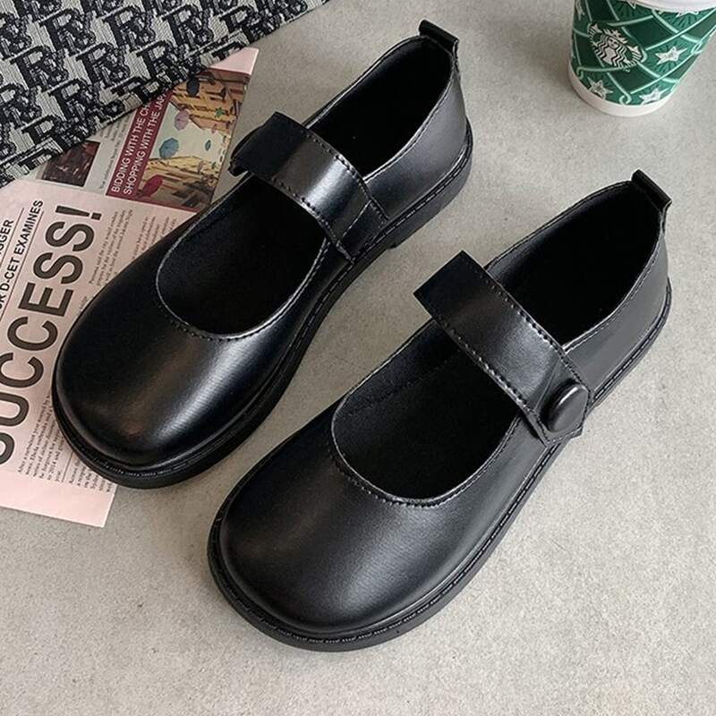 

Minimalist Mary Jane Flats, Black