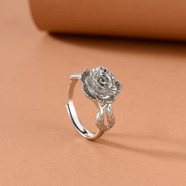 

Flower Decor Cuff Ring, Silver