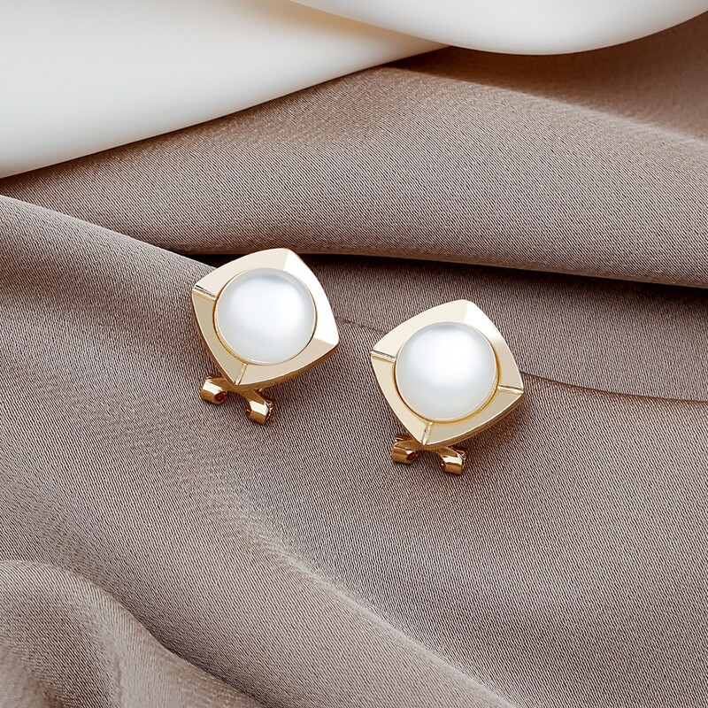 

Gemstone Decor Earrings, Gold