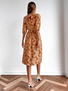 SHEIN Unity 滿版印花後綁帶泡泡袖連衣裙 - 彩色 - 查看 2