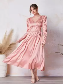Modelyn V領泡泡袖提花洋裝 - 淺粉色 - 查看 1