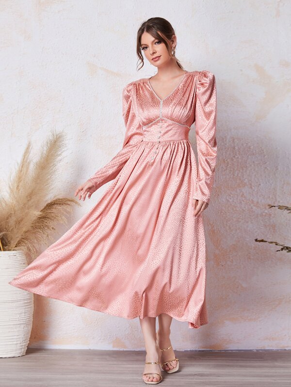 Modelyn V領泡泡袖提花洋裝