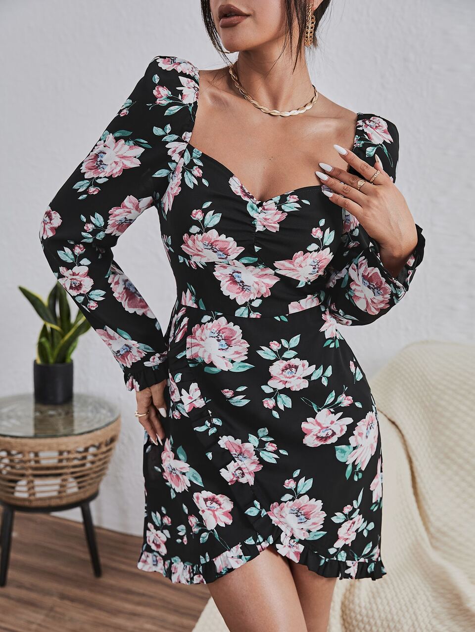 Floral Print Sweetheart Neck Ruffle Trim Dress