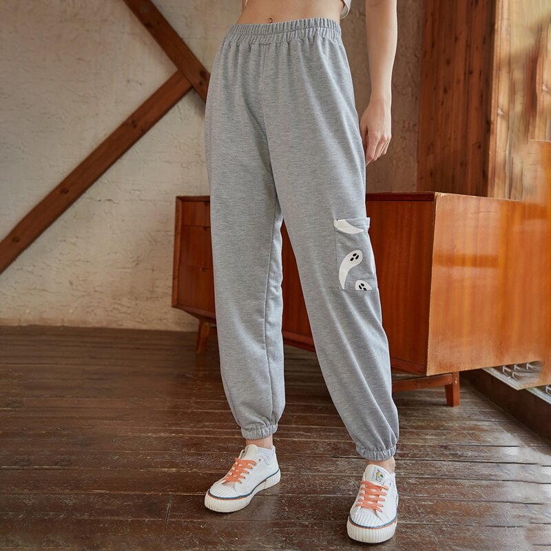 

Ghost Graphic Pocket Sweatpants, Light grey