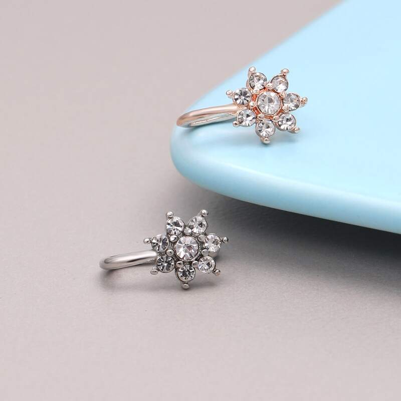 

2pcs Rhinestone Decor Nose Ring, Multicolor