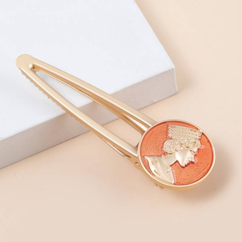 

Round Decor Hair Clip, Orange
