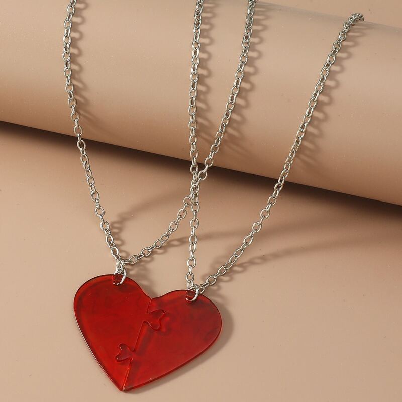 

2pcs Heart Decor Chain Necklace, Red