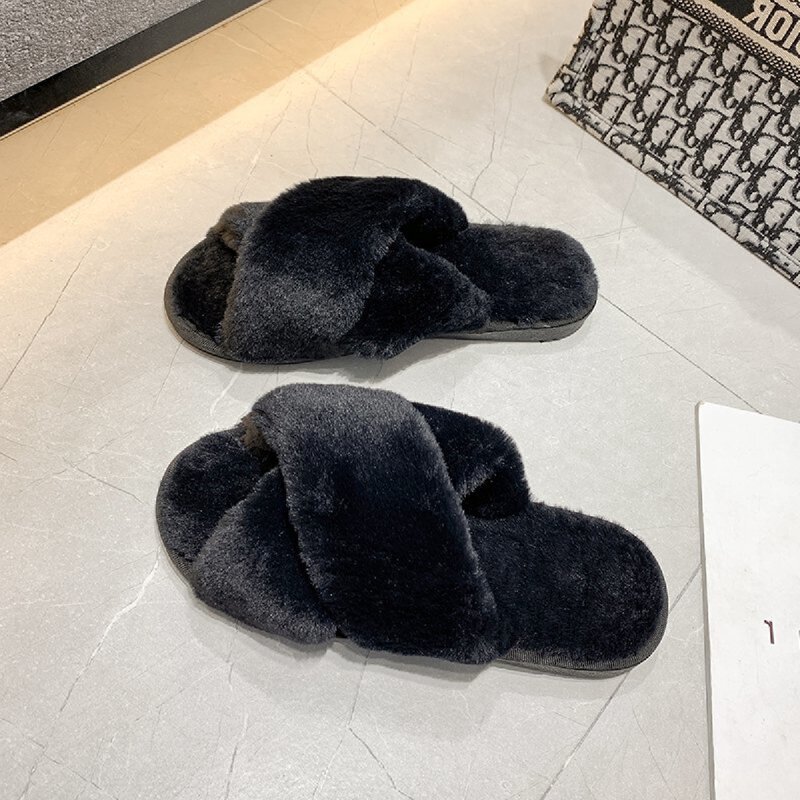 

Criss Cross Fluffy Slippers, Black