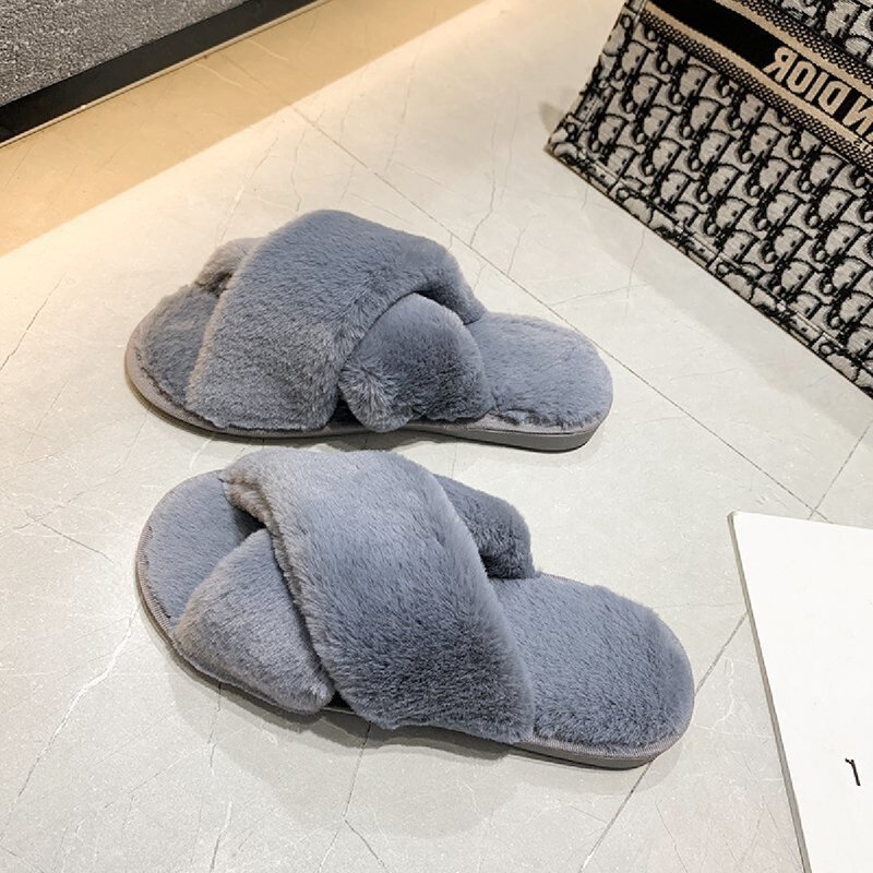

Criss Cross Fluffy Slippers, Grey