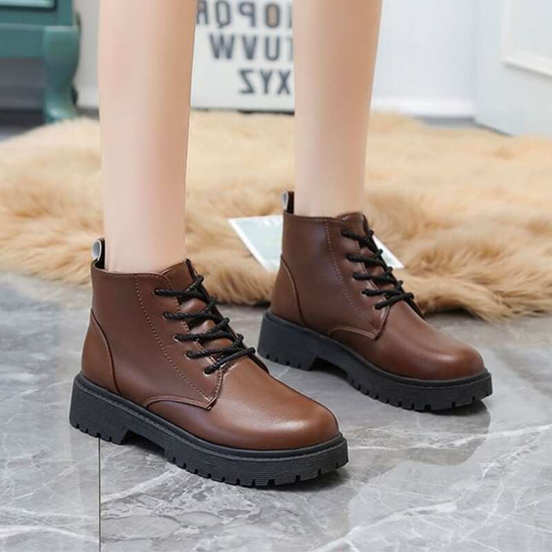 

Lace-up Front Lug Sole Combat Boots, Brown