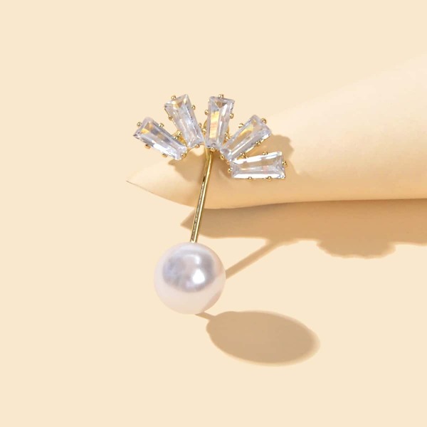

Rhinestone & Faux Pearl Decor Brooch, Gold