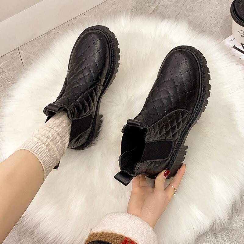

Quilted Snow Boots, Black